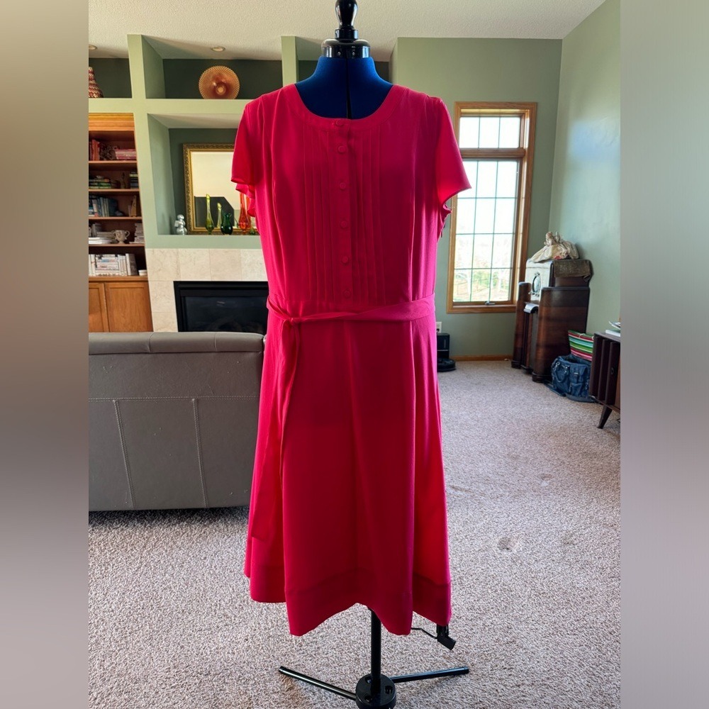 Talbots Pink Pleated Bodice Fit & Flare Belted Dress Size 16 Short Sleeve